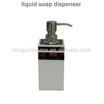 Distributeur de savon à main liquide à essence Hot Sale pour accessoires de salle de bains